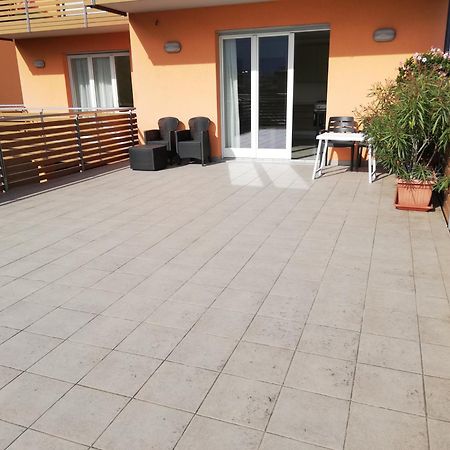 Appartamento La Terrazza Рива-дель-Гарда Екстер'єр фото